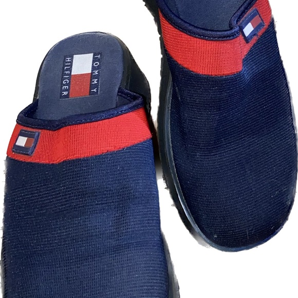 Flat Tommy Hilfiger shoes - Picture 2 of 5